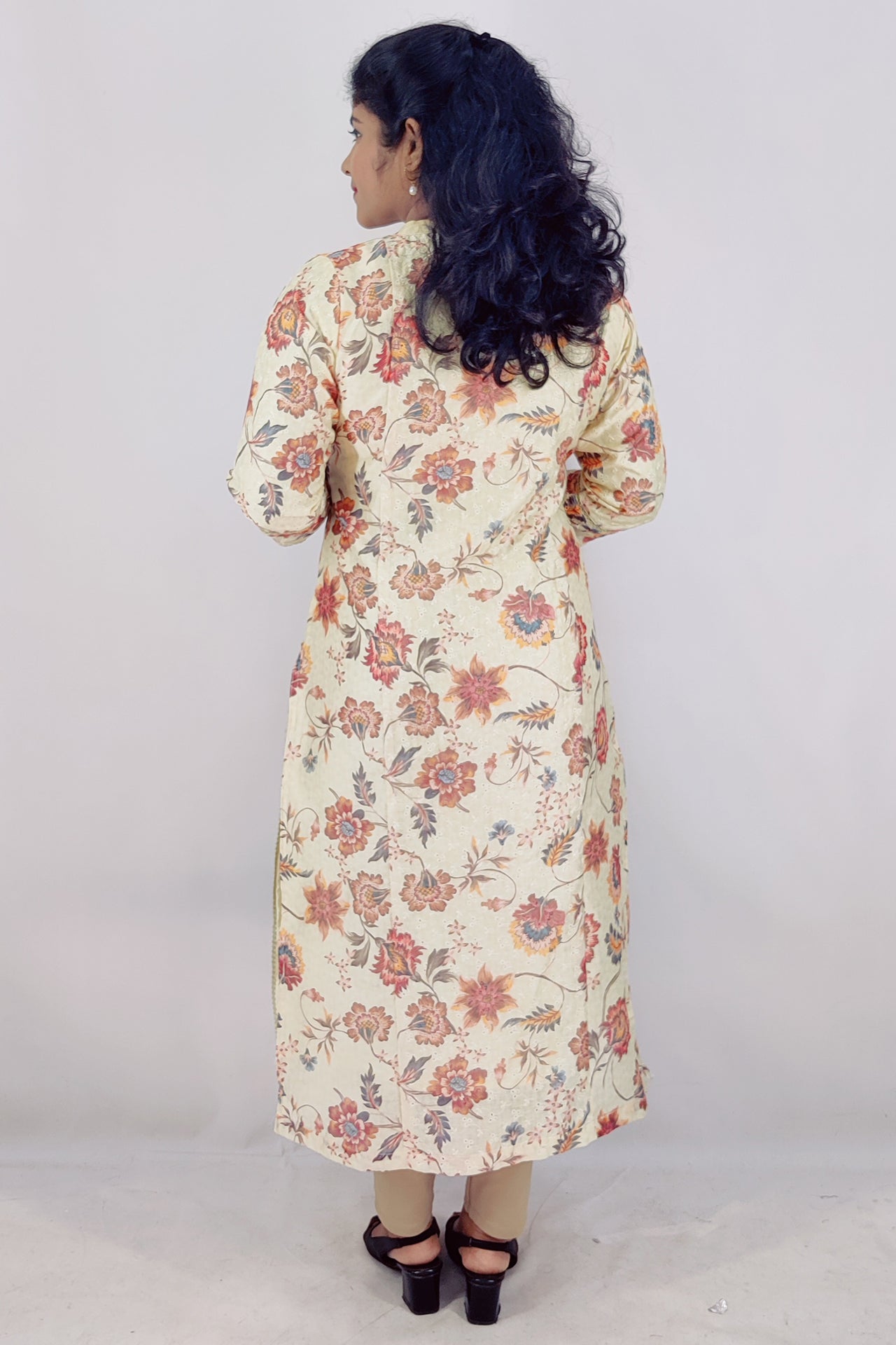 Chanderi Hakkoba Floral Printed Slitted Kurta