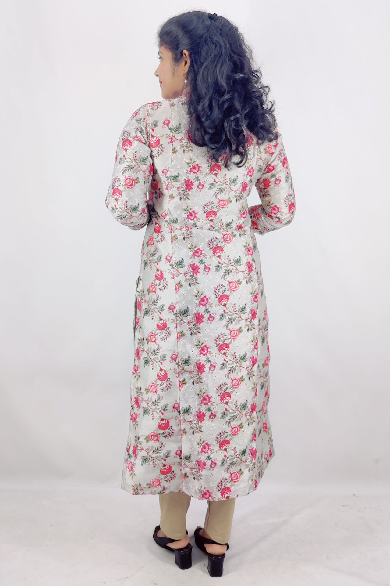 Chanderi Hakkoba Floral Printed Slitted Kurta