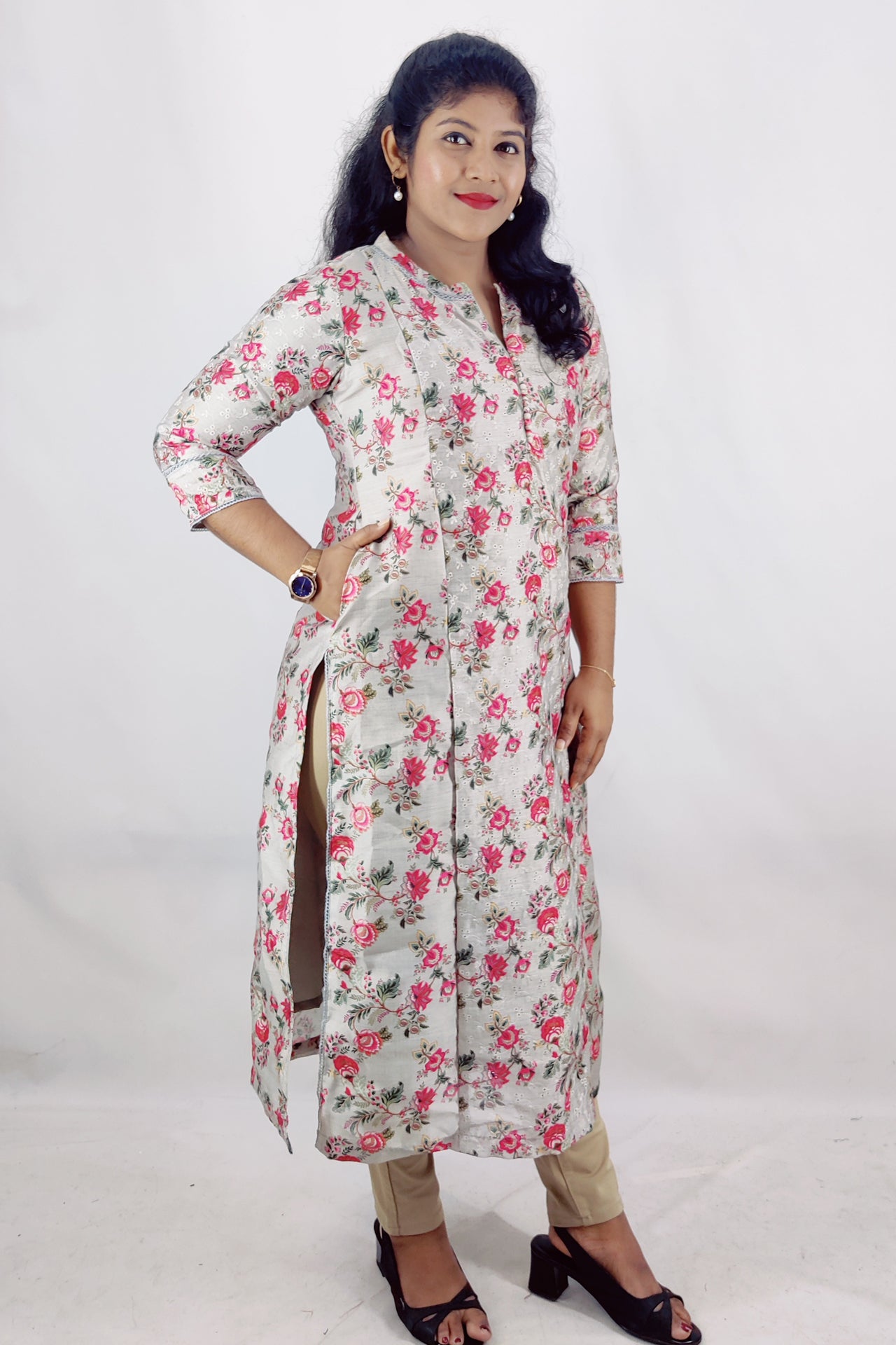 Chanderi Hakkoba Floral Printed Slitted Kurta