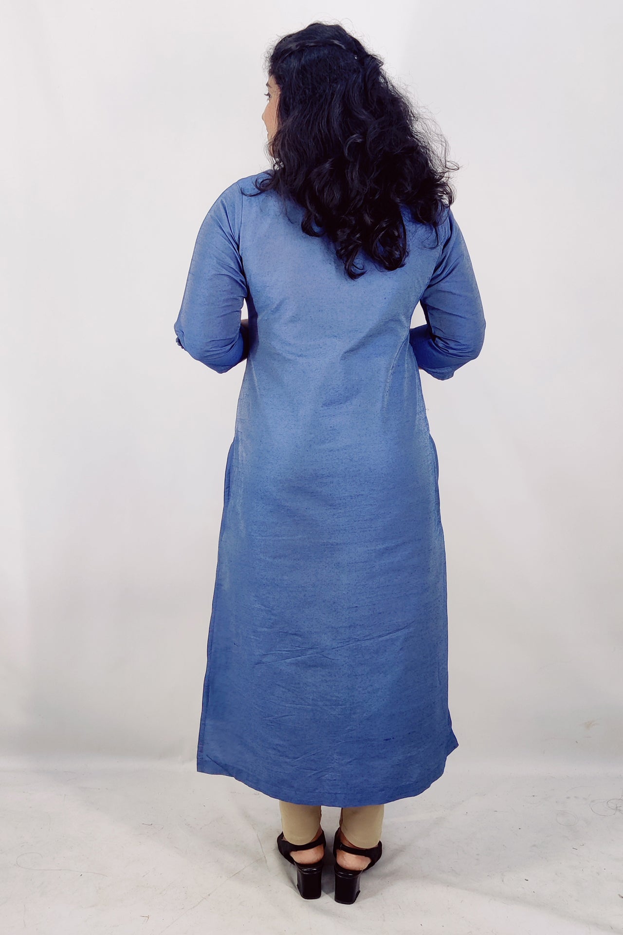 Cotton Slik Solid Slitted Kurta