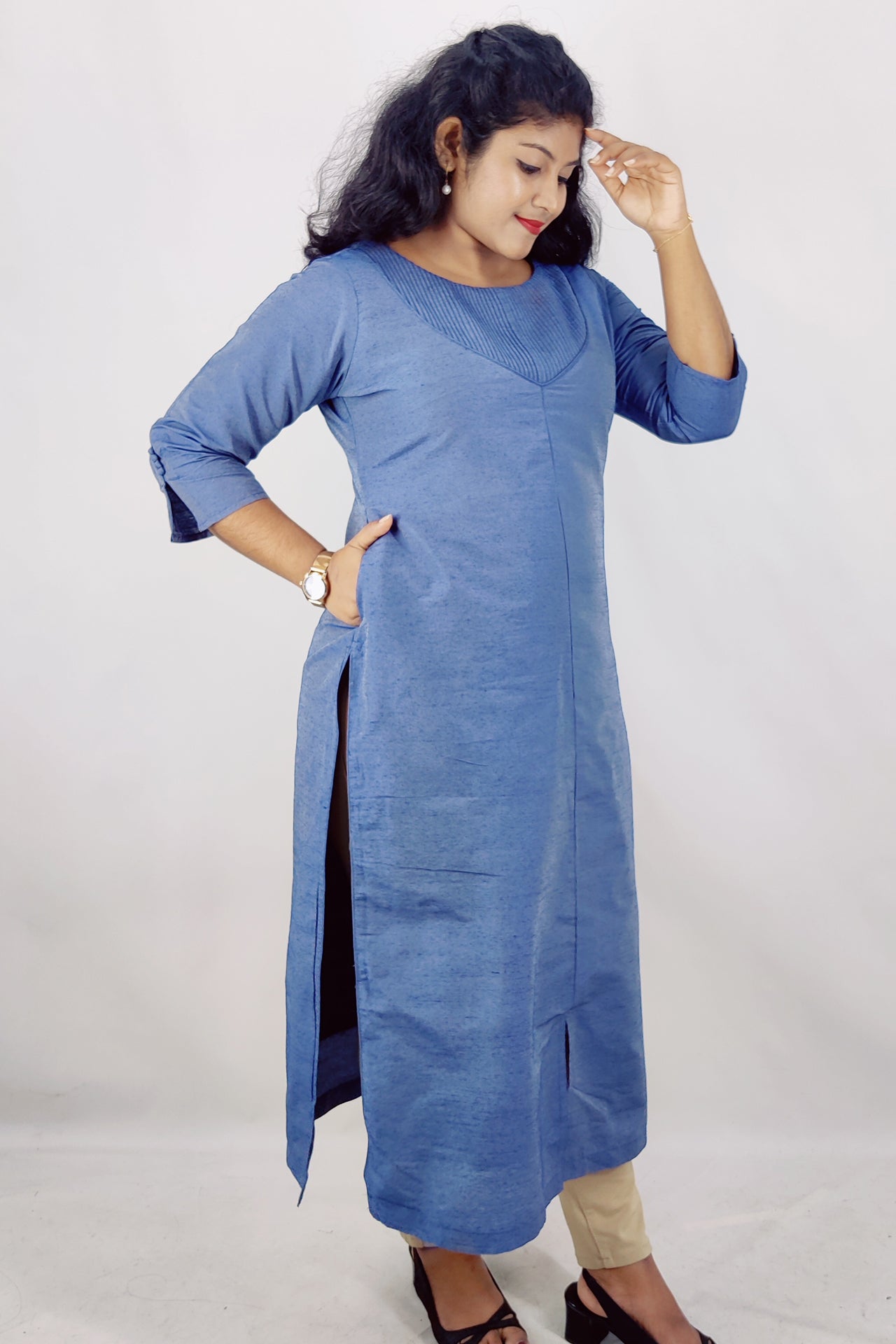 Cotton Slik Solid Slitted Kurta