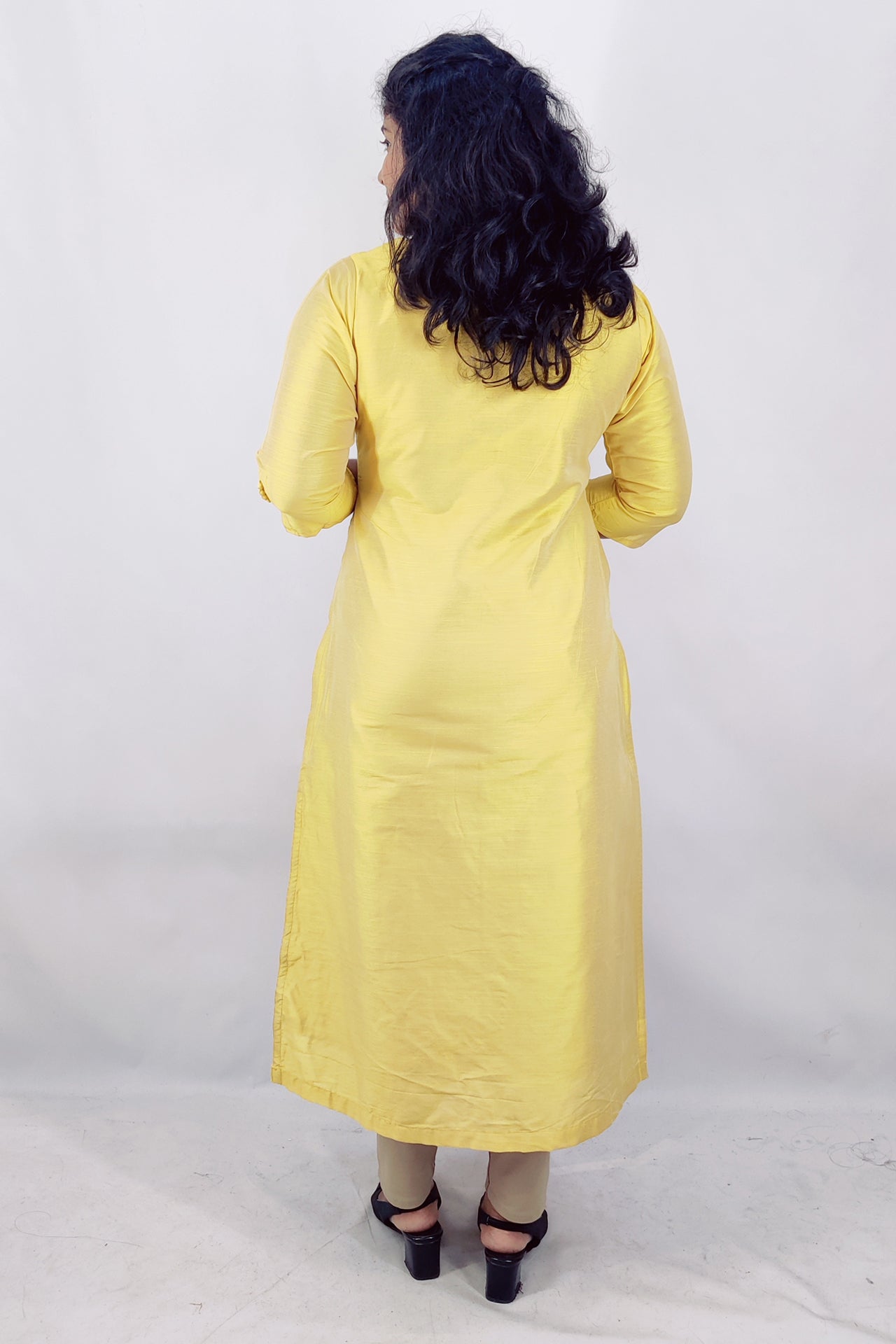 Cotton Slik Solid Slitted Kurta