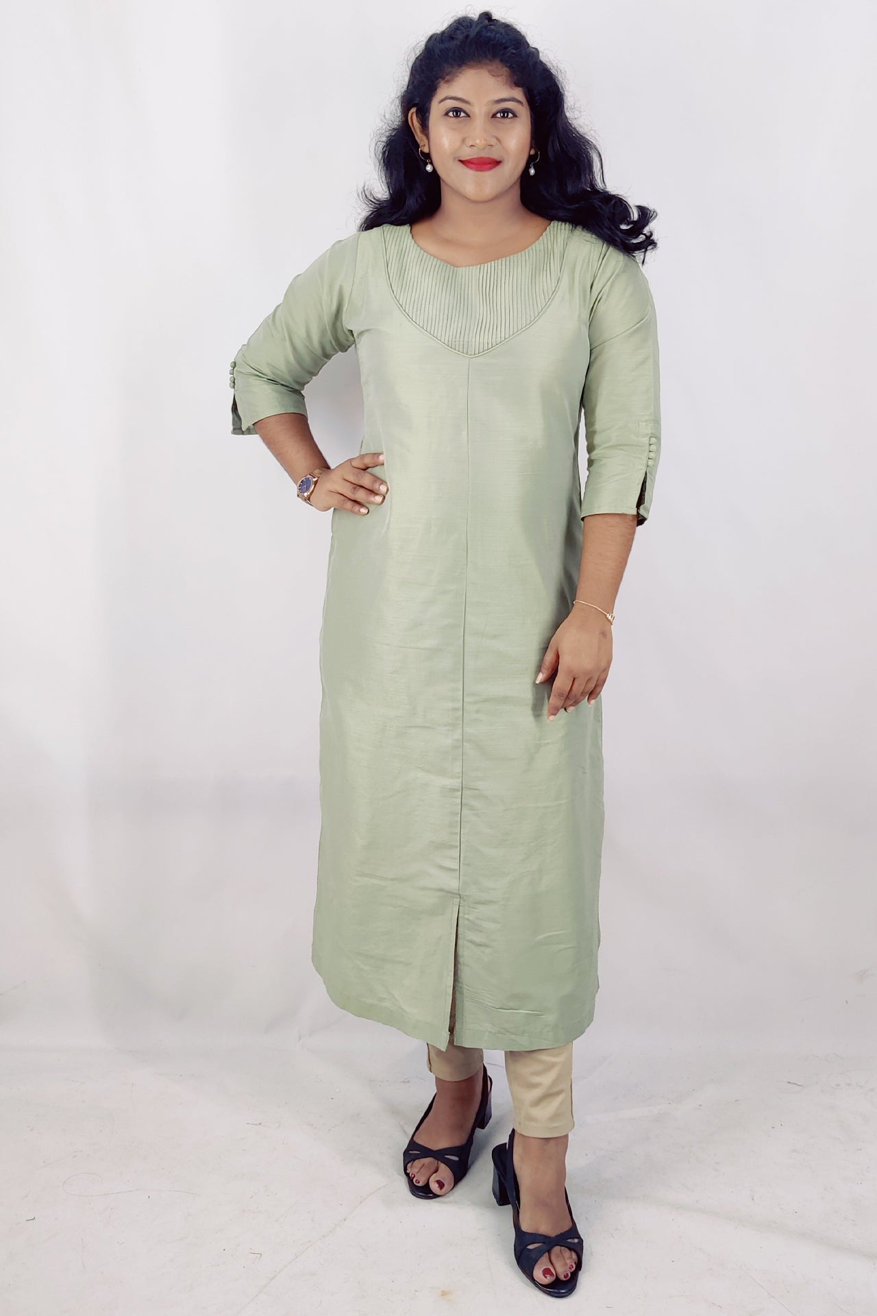 Cotton Slik Solid Slitted Kurta