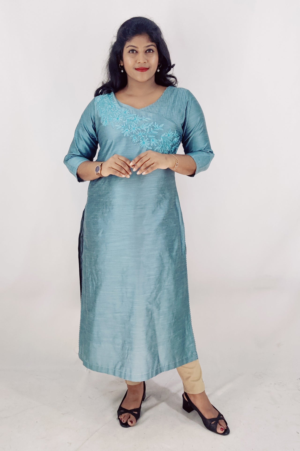 Cotton Silk Embroidery Solid Slitted Kurta