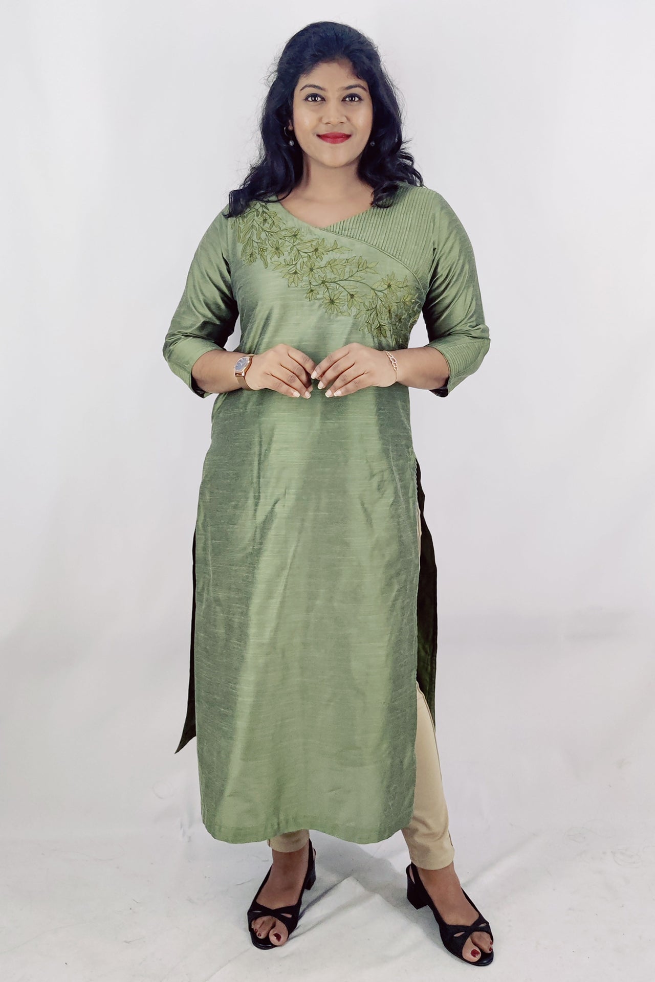 Cotton Silk Embroidery Solid Slitted Kurta