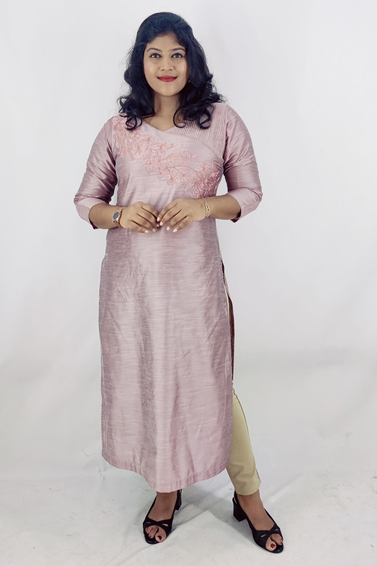 Cotton Silk Embroidery Solid Slitted Kurta