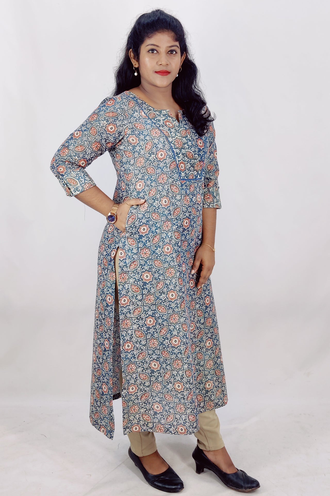 Blended Cotton Printed Slitted Kurta