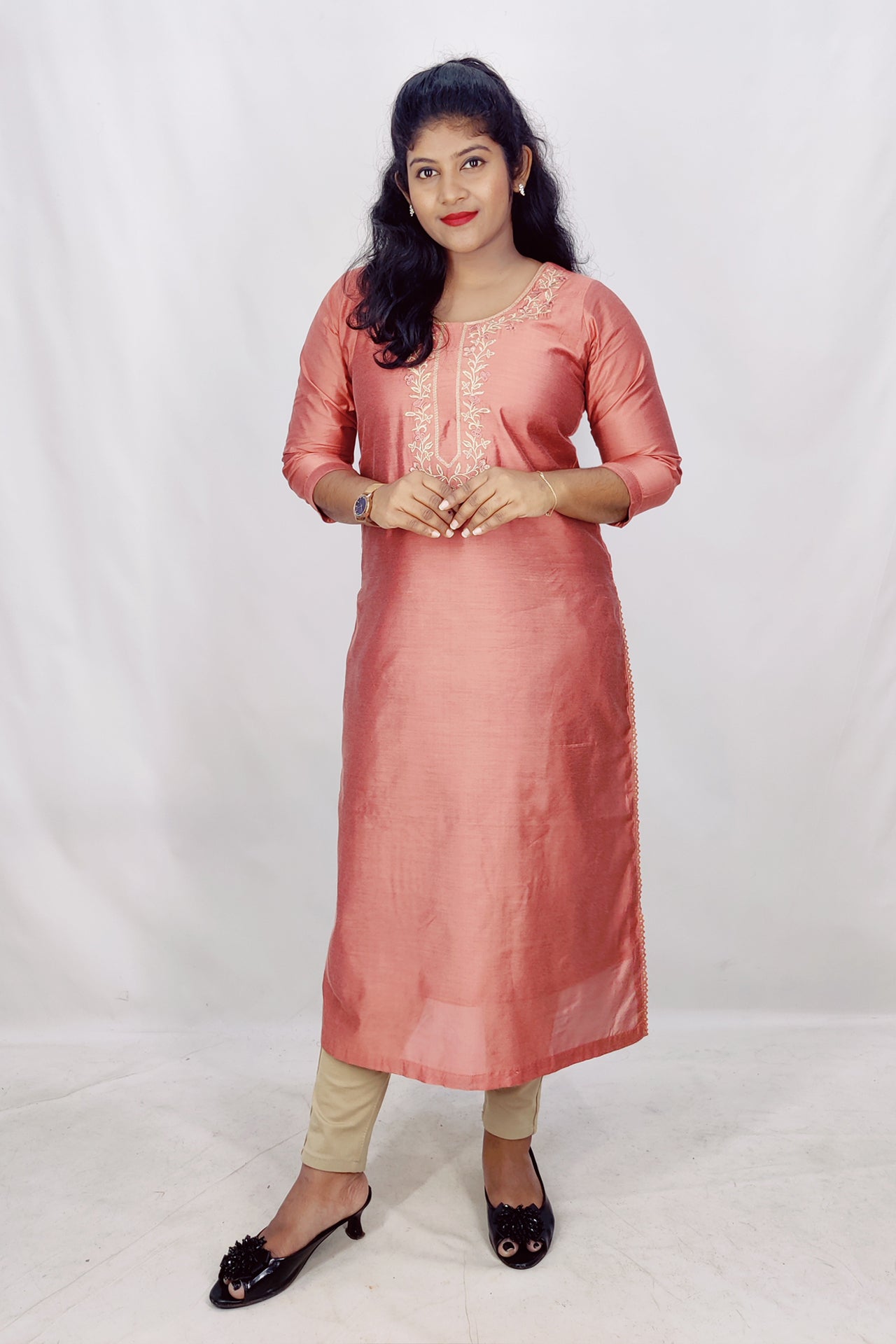 Soft Silk Emproidery Slitted Kurta