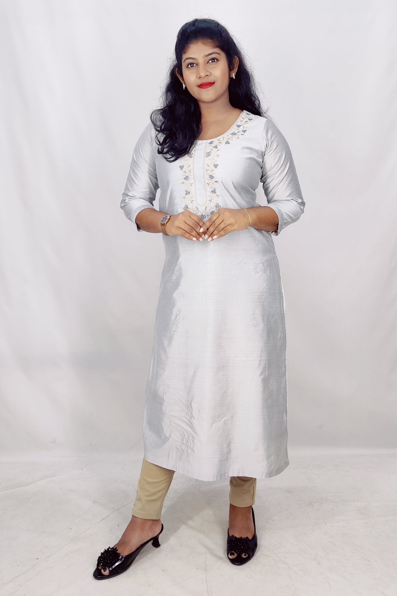 Soft Silk Emproidery Slitted Kurta