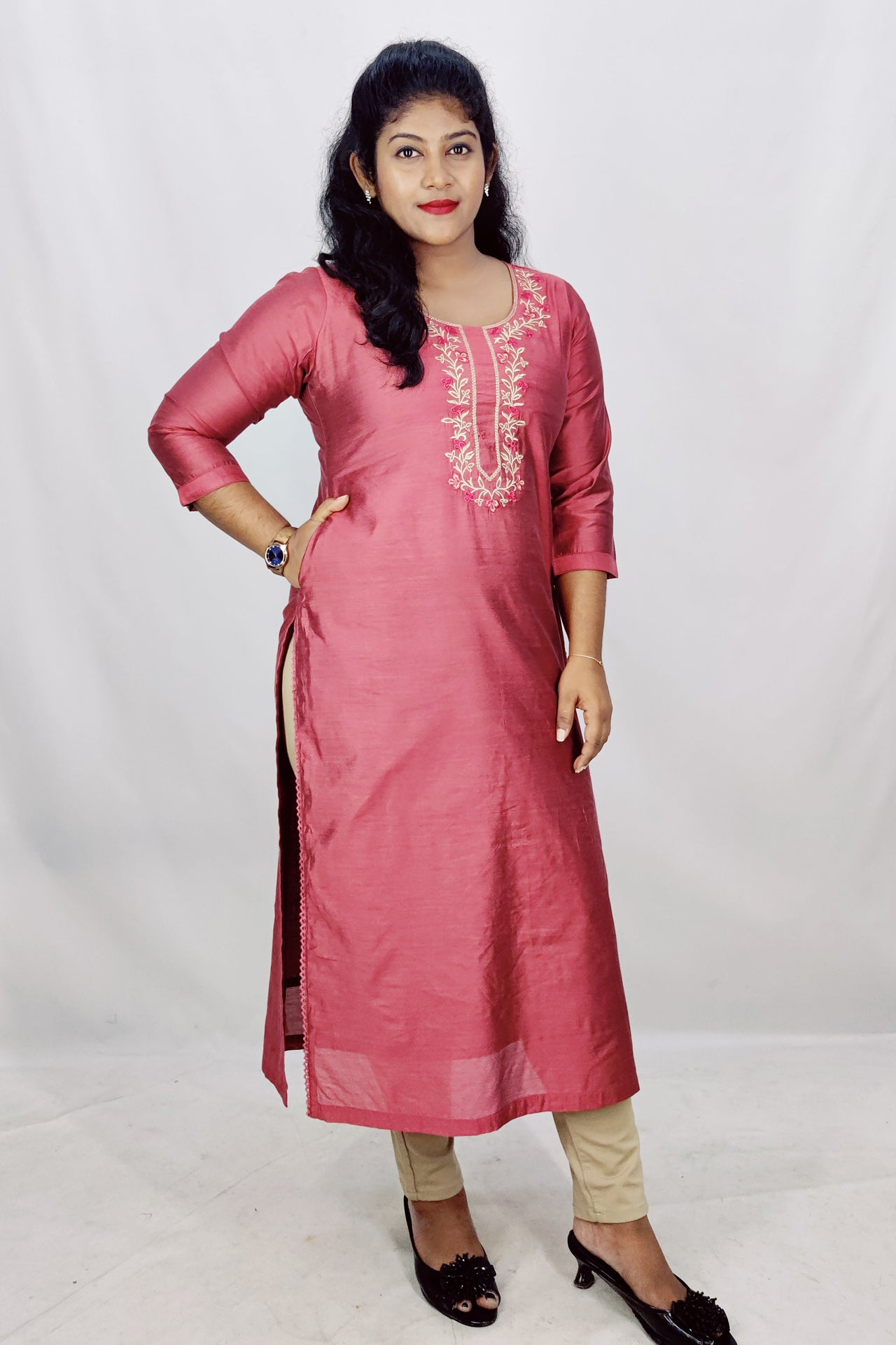 Soft Silk Emproidery Slitted Kurta