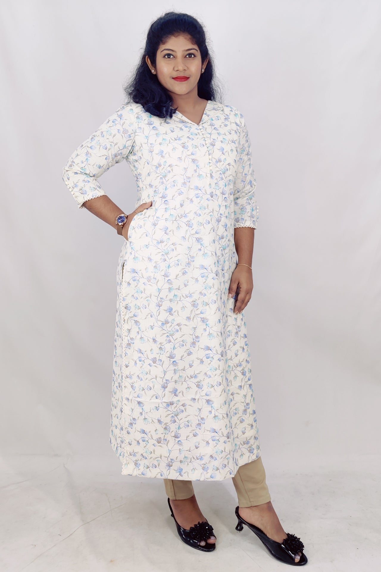 Poly Cotton Digital Printed Foil Slitted Kurta