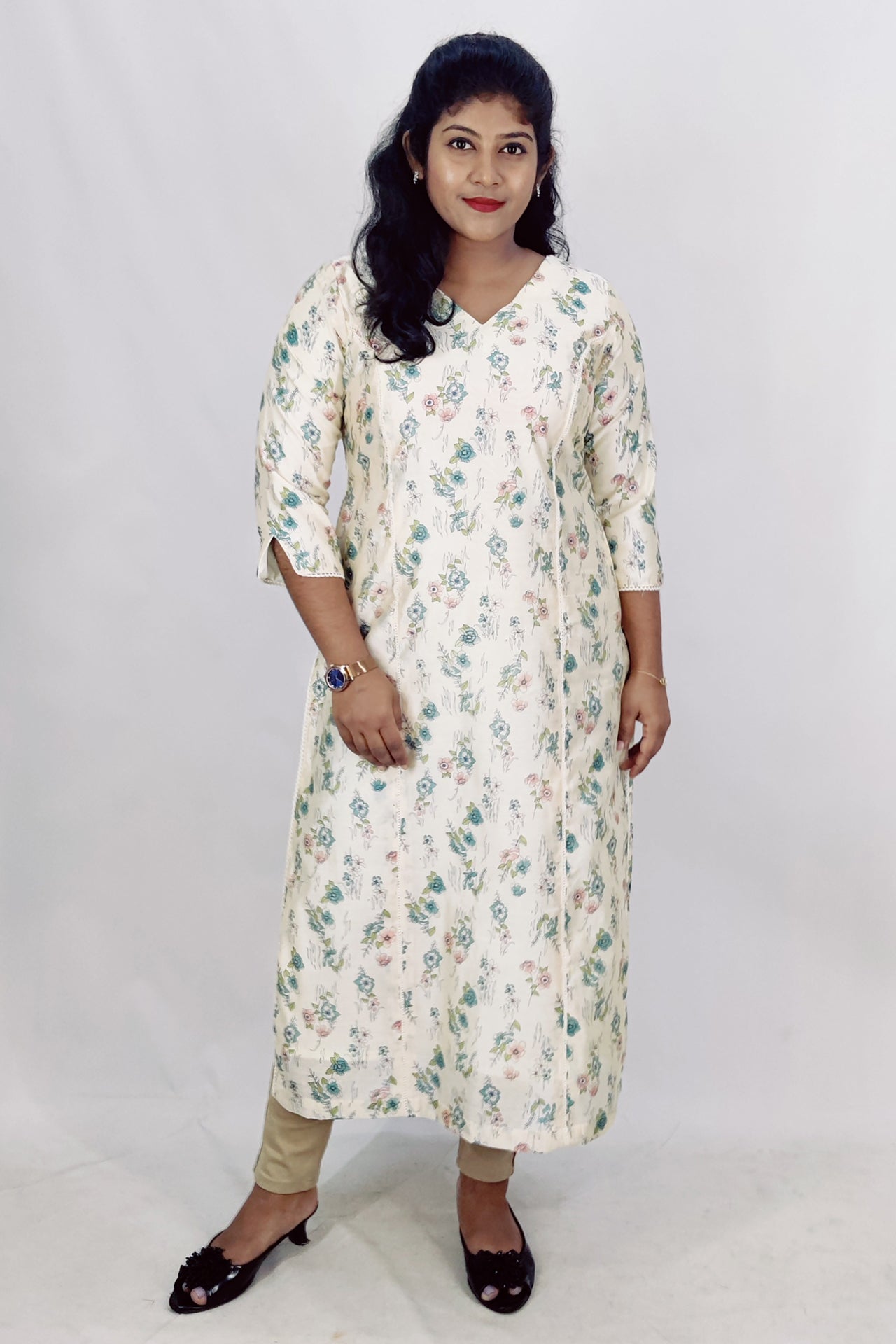 Chanderi Floral Printed Foil Slitted Kurta