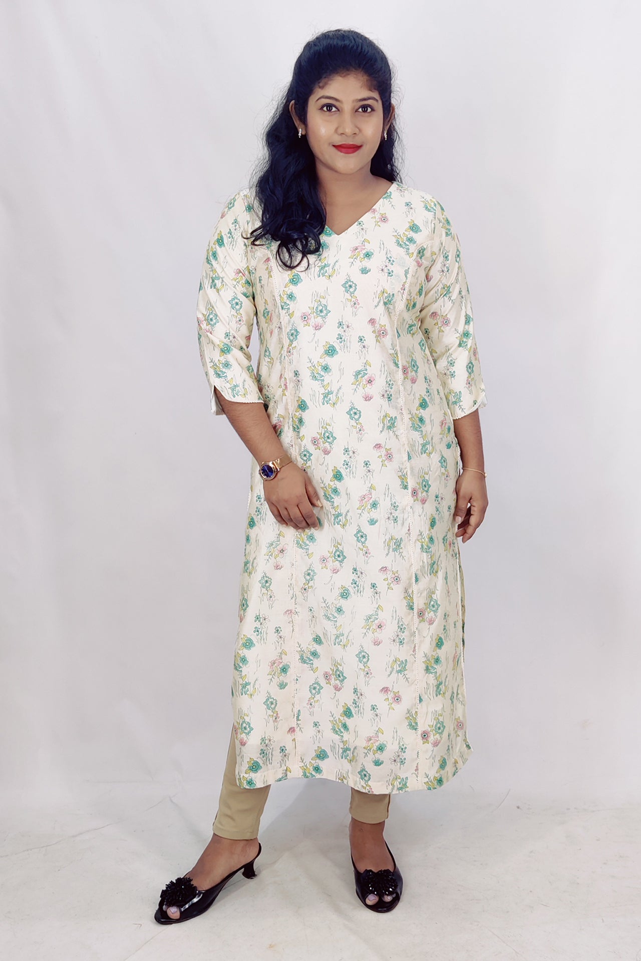 Chanderi Floral Printed Foil Slitted Kurta