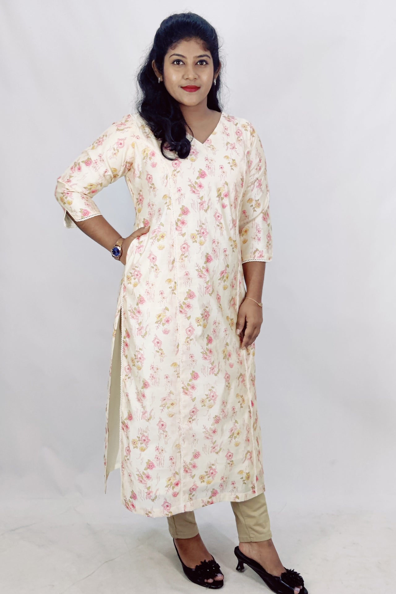 Chanderi Floral Printed Foil Slitted Kurta