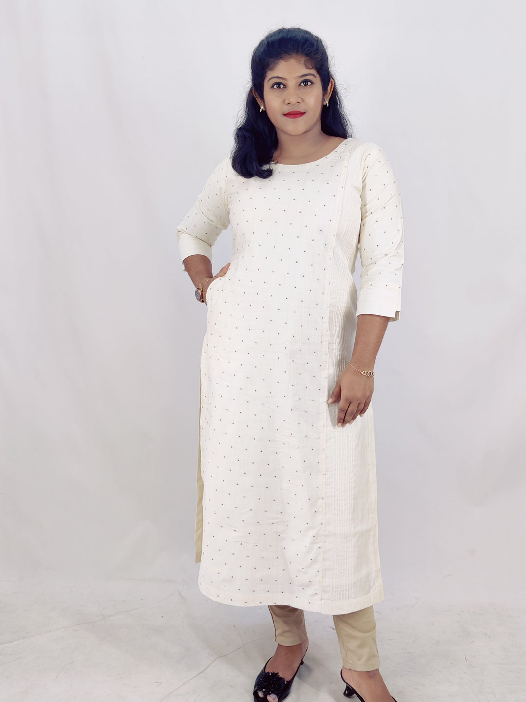 Chanderi Jaguard Slitted Kurta