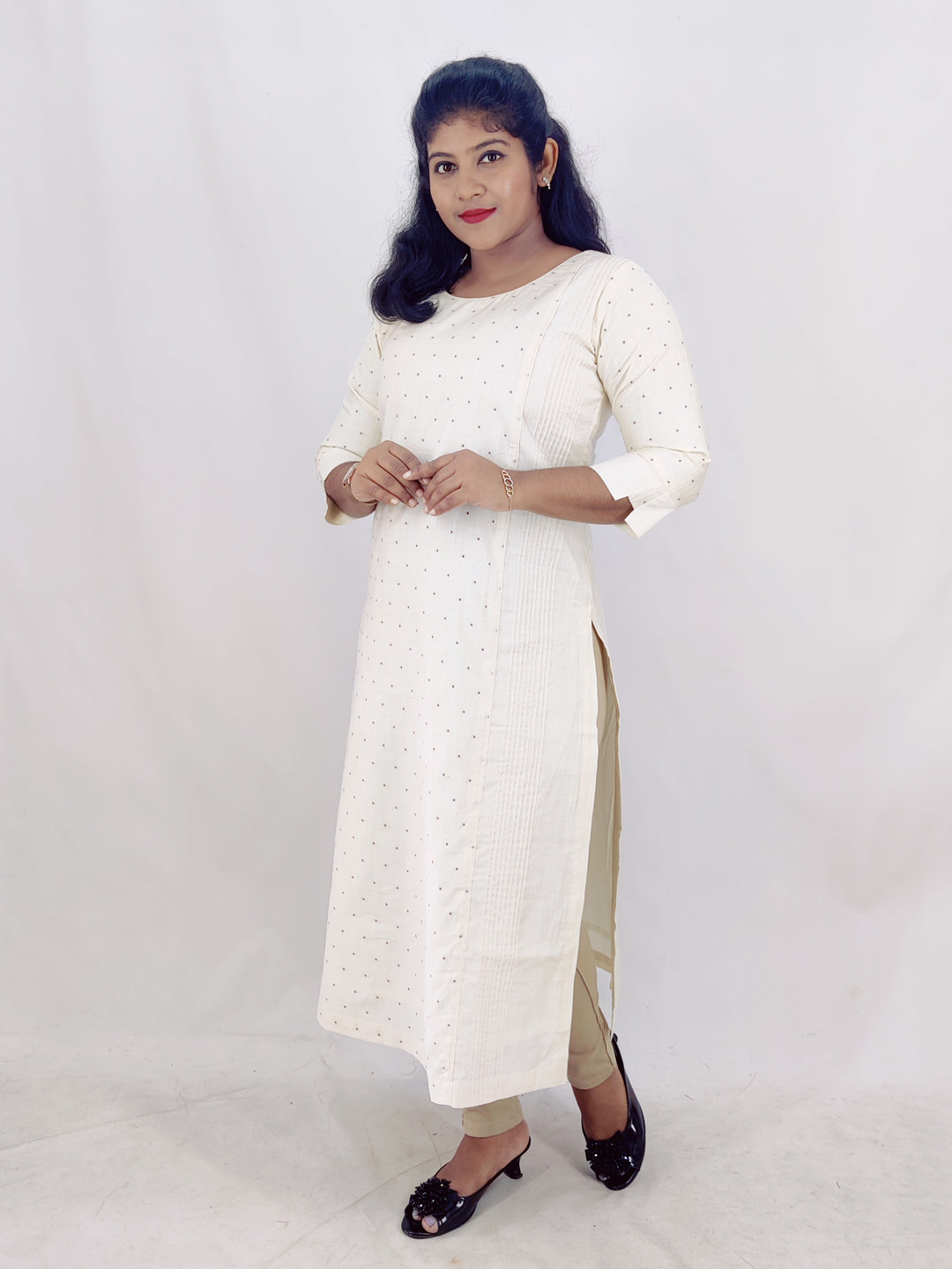 Chanderi Jaguard Slitted Kurta