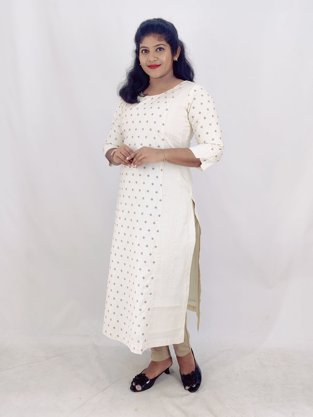 Chanderi Jaguard Slitted Kurta