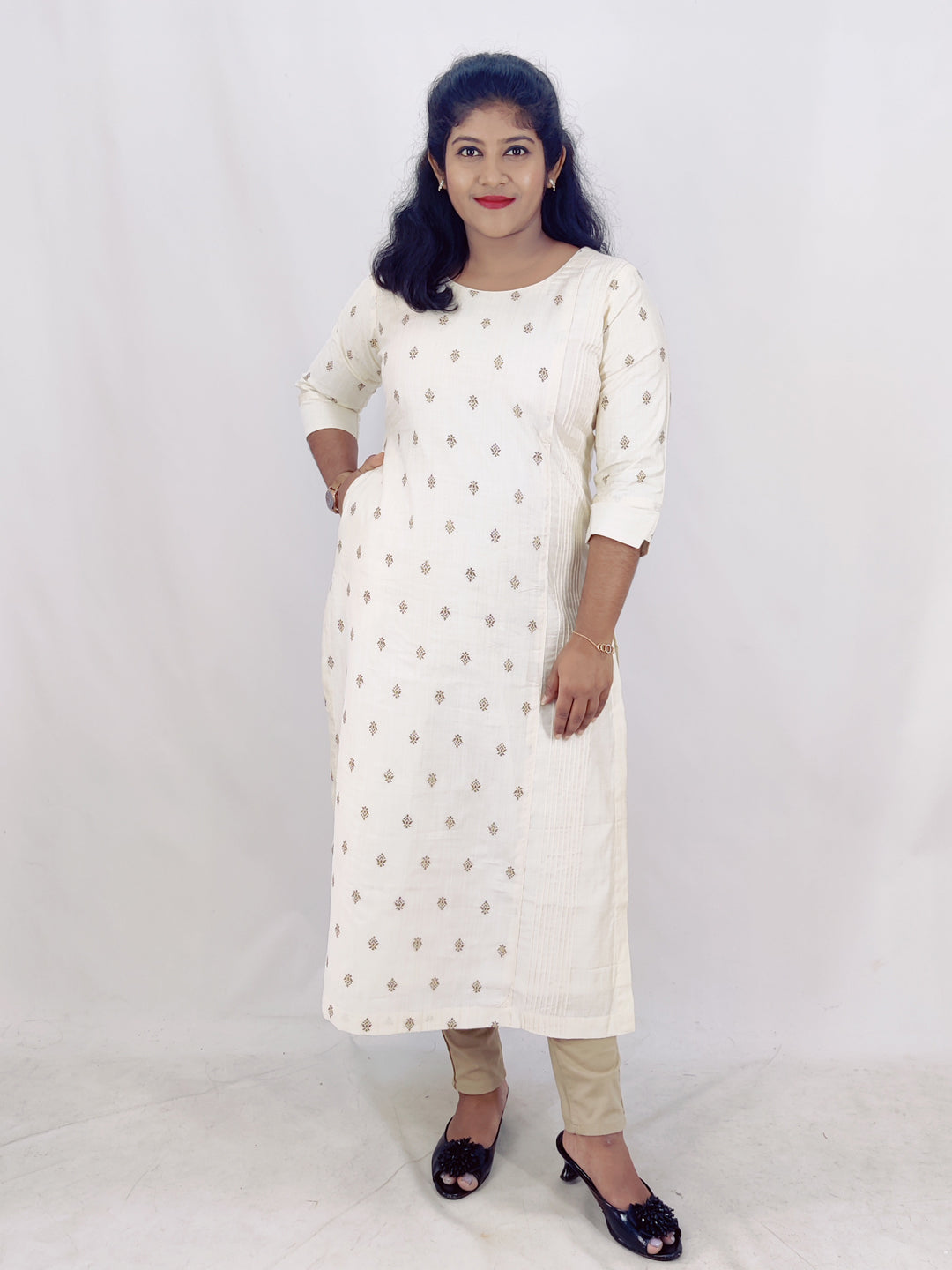 Chanderi Jaguard Slitted Kurta