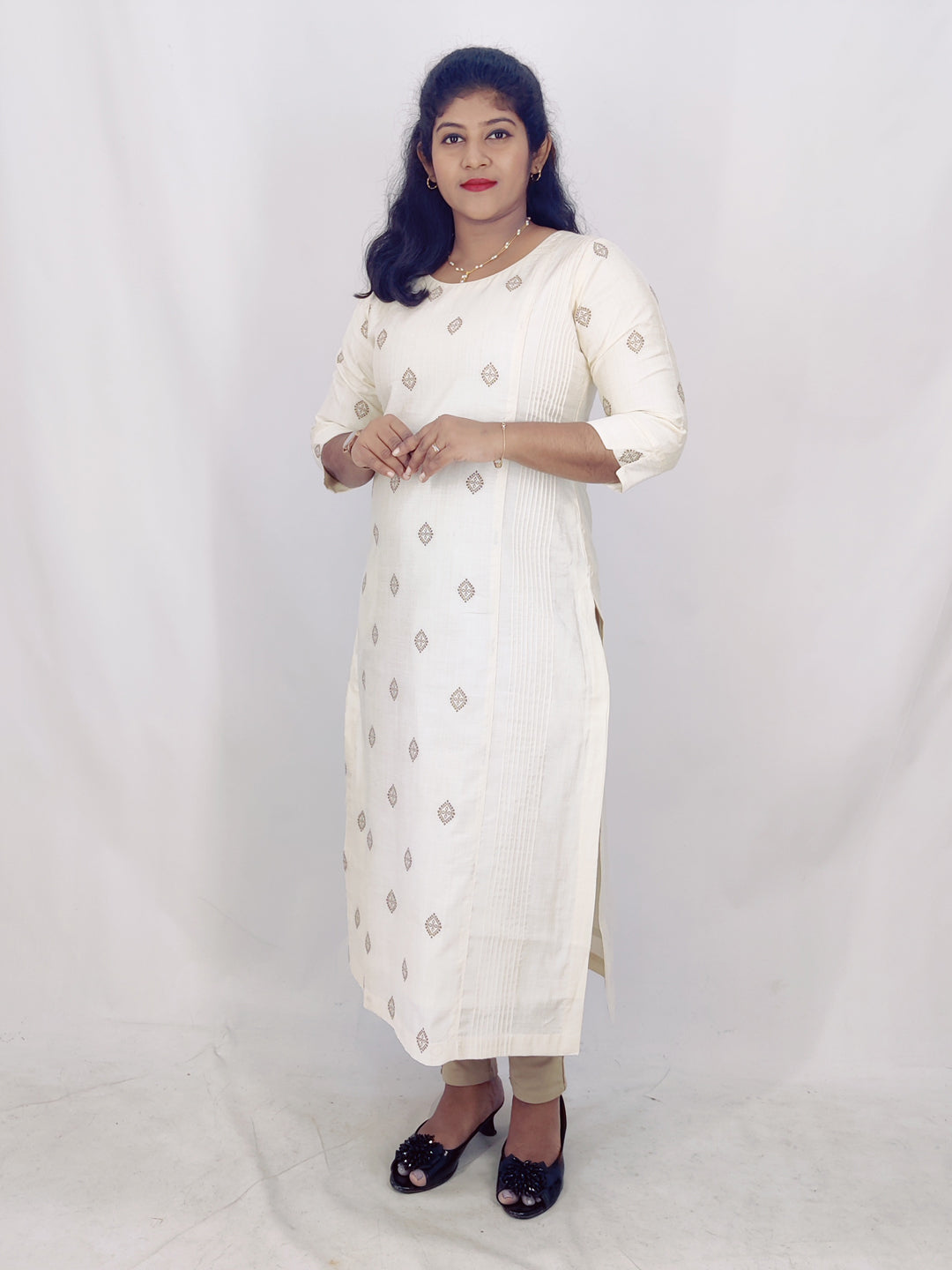 Chanderi Jaguard Slitted Kurta