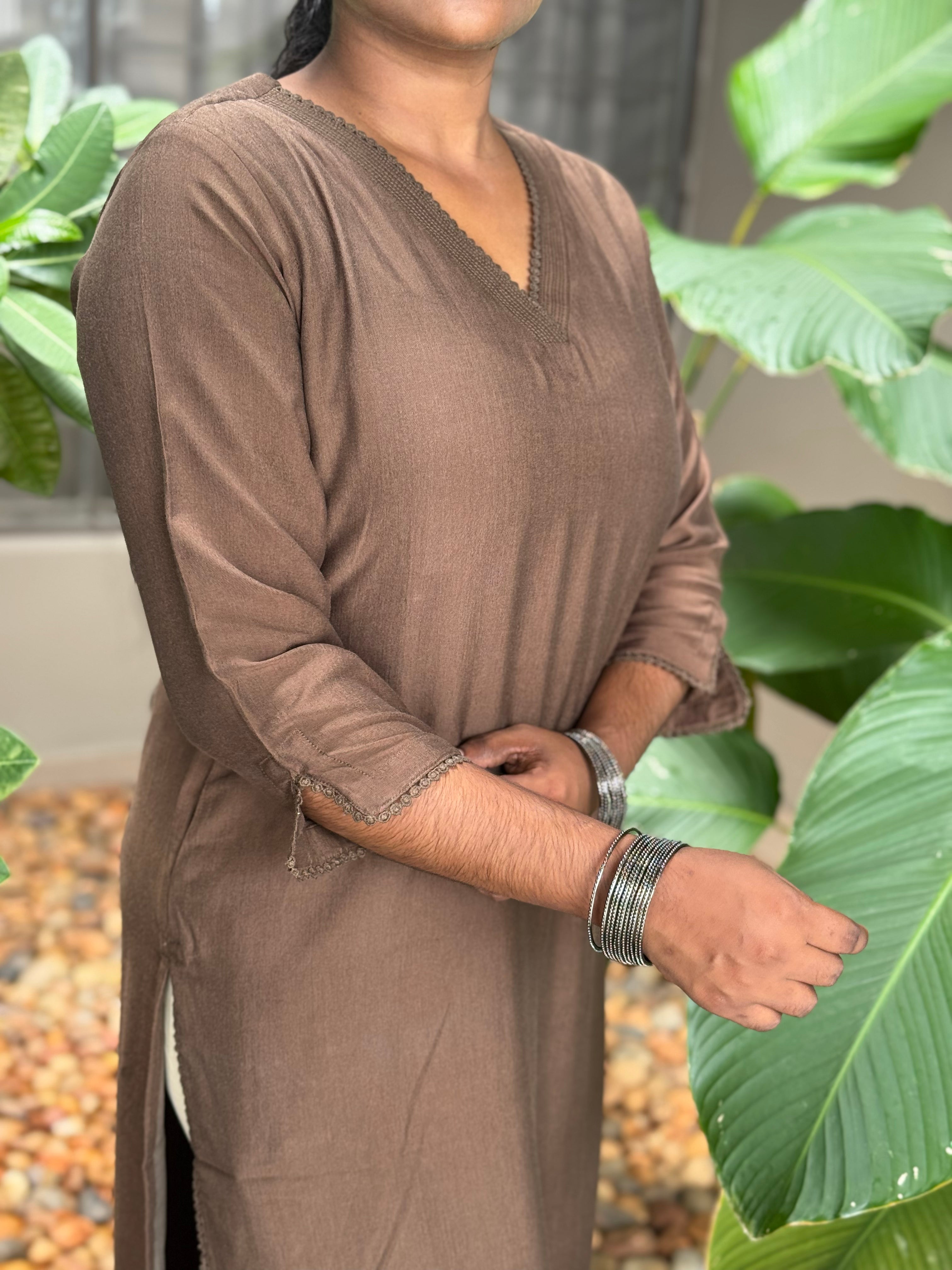 Poly Viscose Solid Straight Kurta