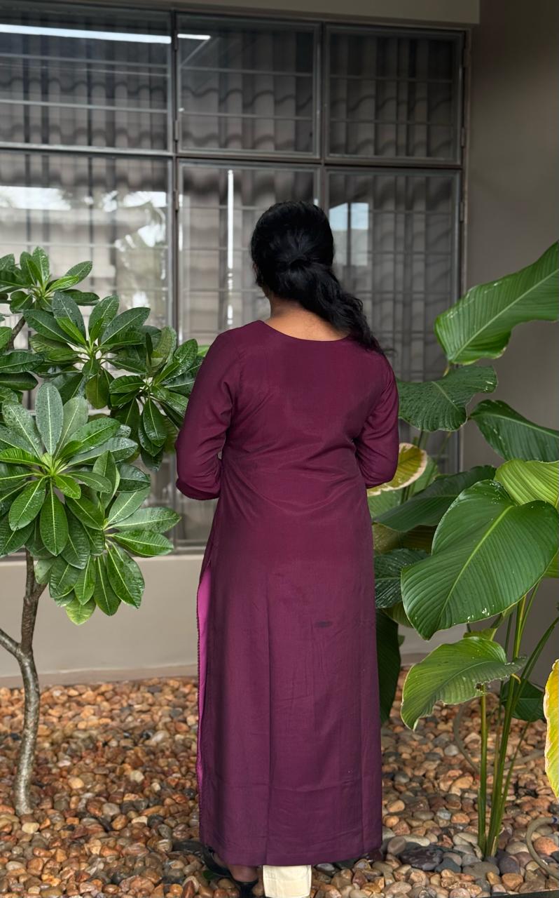 Poly Viscose Solid Straight Kurta