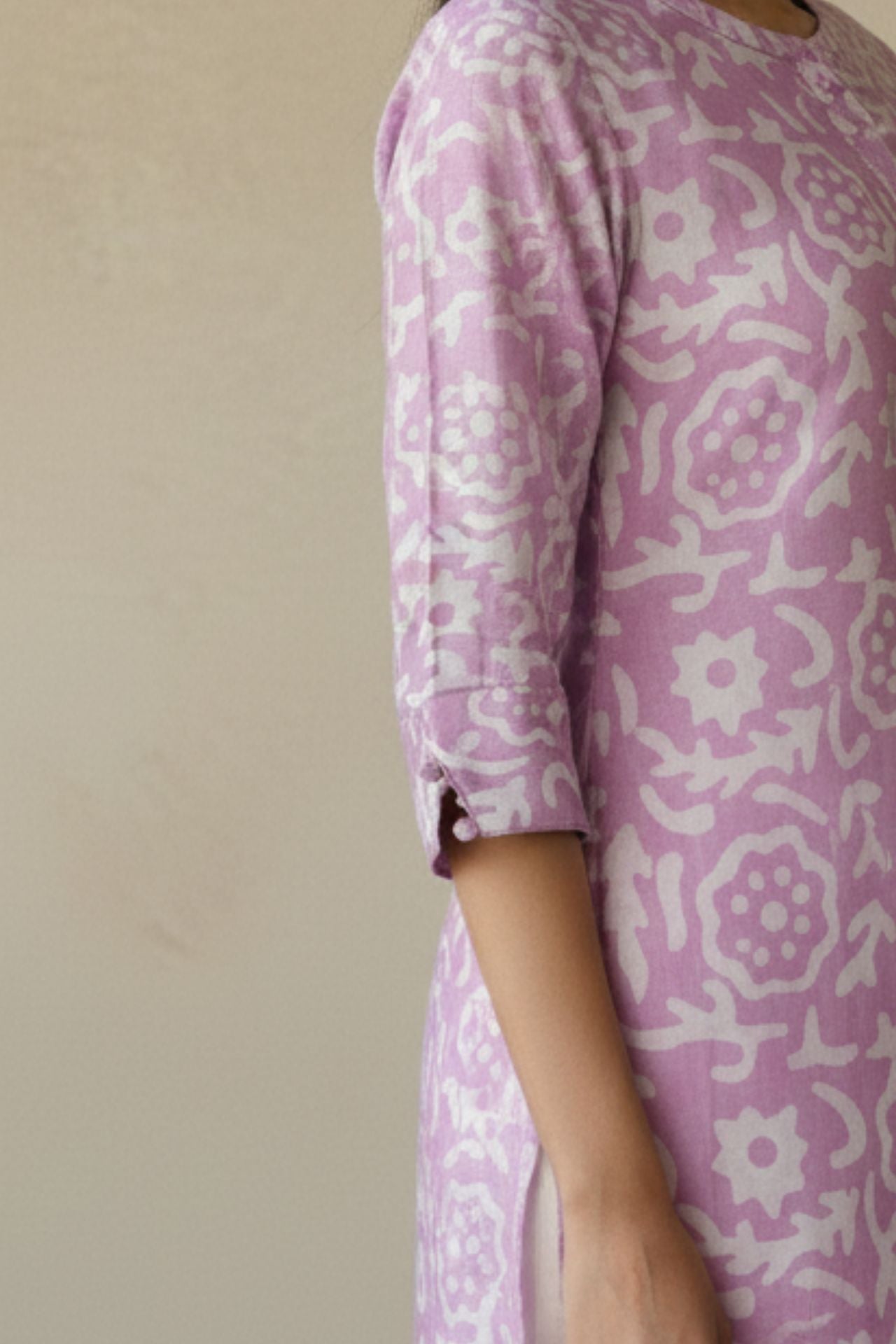 Chanderi Batic Print Slitted Kurta