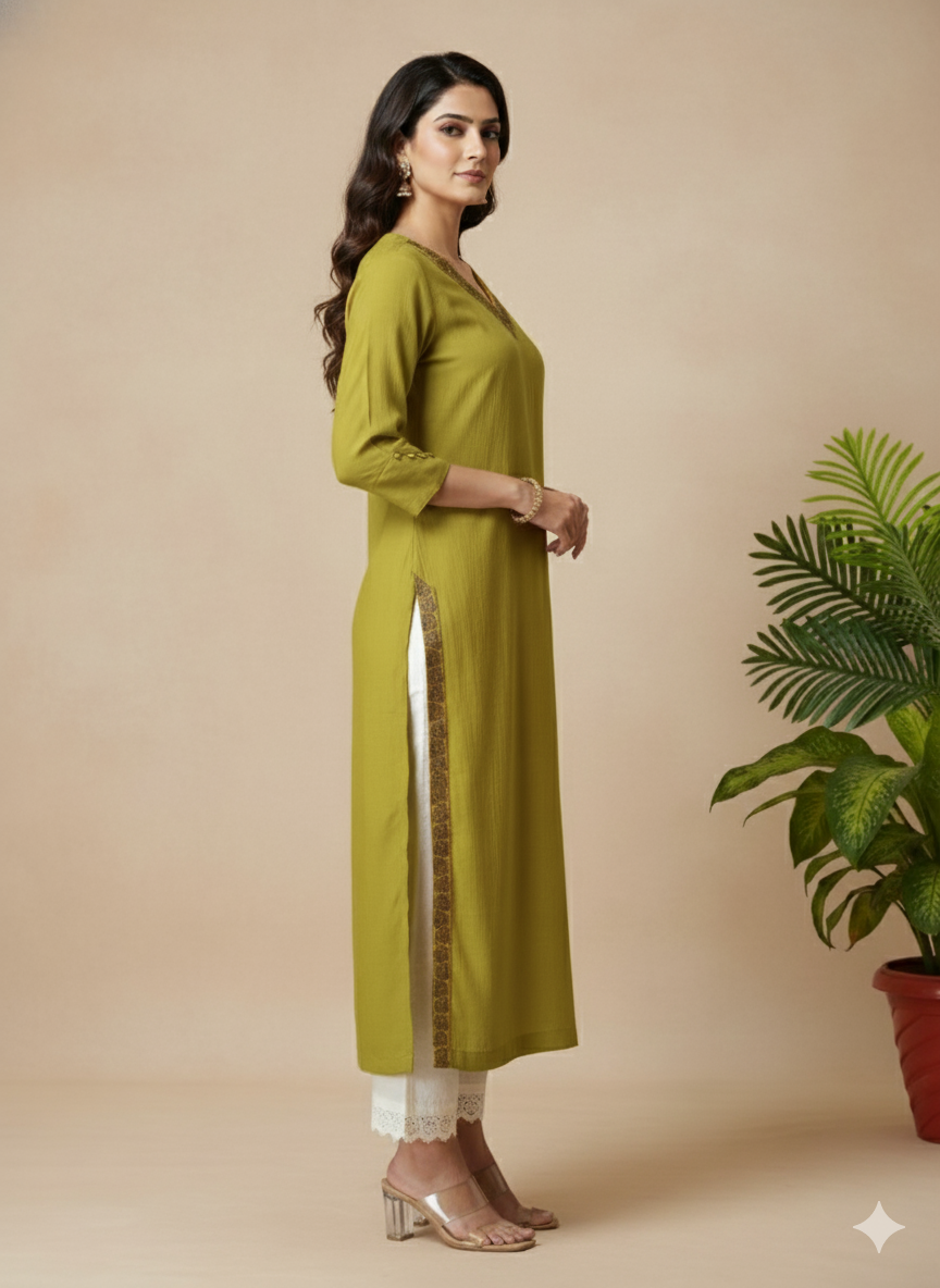 Chanderi Silk Solid Embroidered Straight Kurta